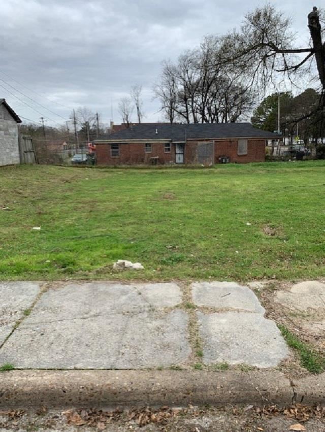 651 S Parkway St, Memphis, TN 38106