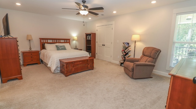 bedroom featuring carpet floors and ceiling fan