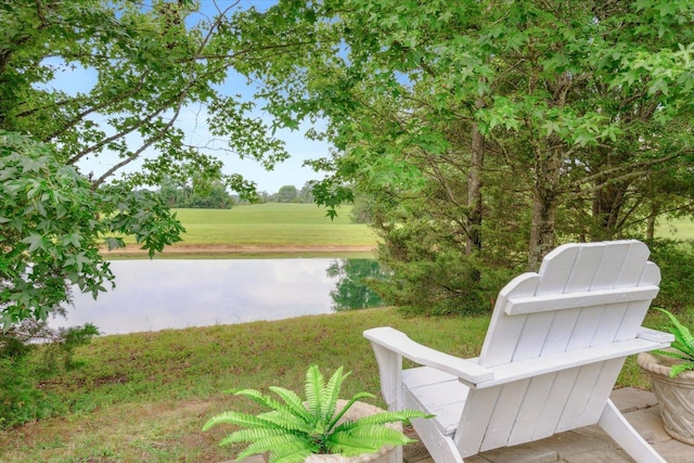 view of yard with a water view