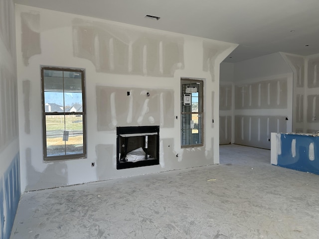 view of unfurnished living room