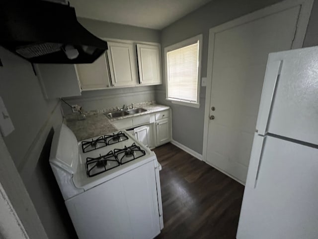 kitchen with sink, custom range hood, dark wood-type flooring, white appliances, and white cabinetry