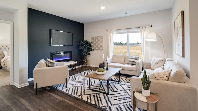 4507 Shelby Rd, Millington, TN 38053 - living area featuring dark wood-style floors, recessed lighting, visible vents, and baseboards