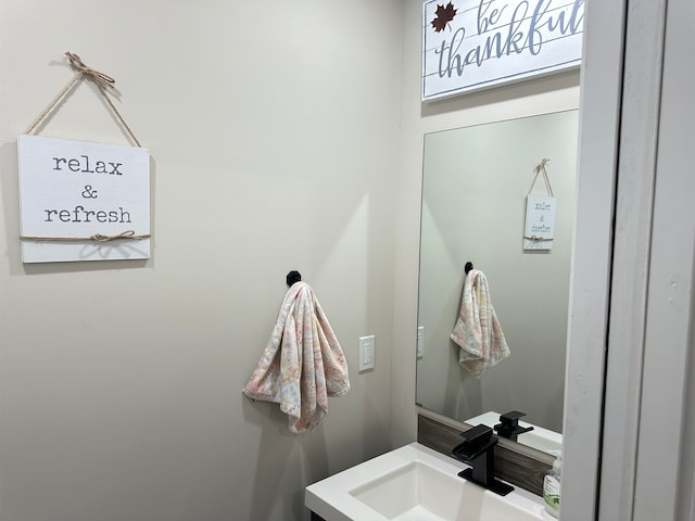 bathroom featuring sink