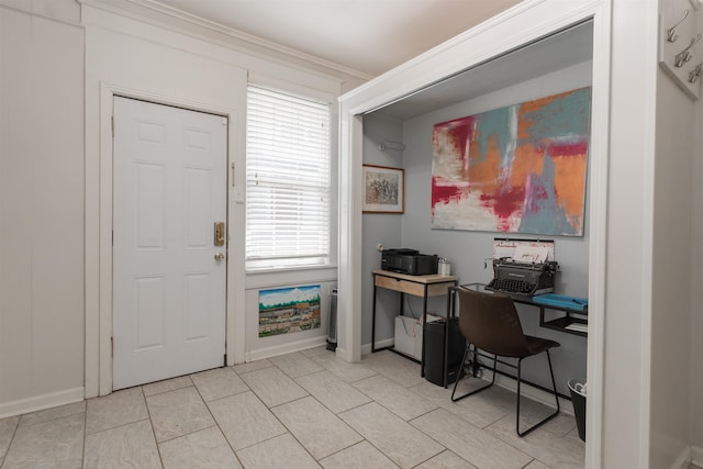 office with crown molding