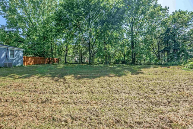 view of yard featuring central AC