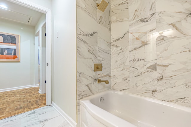 bathroom with tiled shower / bath combo