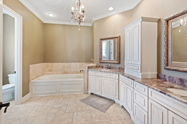 bathroom with crown molding, toilet, a chandelier, and a tub