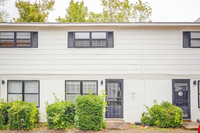 view of townhome / multi-family property