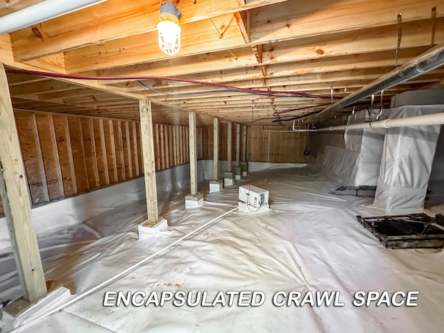 85 Breeze Pt, Savannah, TN 38372 - basement featuring crawl space