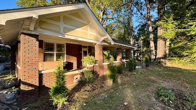 view of front facade featuring covered porch