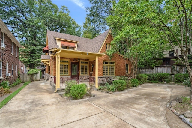 view of front of house with covered porch