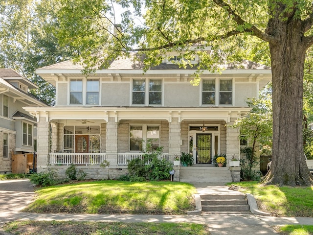 view of front facade with covered porch