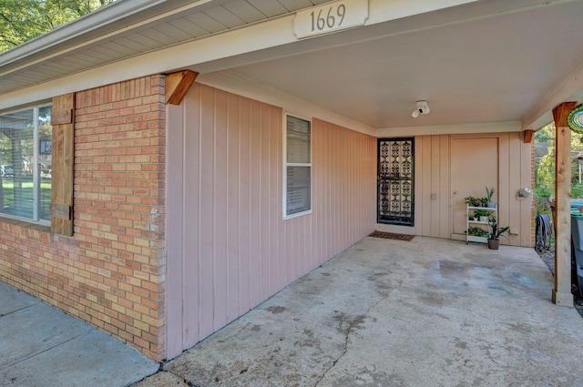 view of property entrance