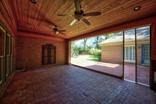 view of patio featuring ceiling fan