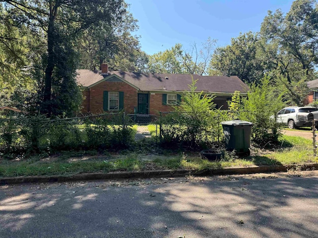 view of front of property