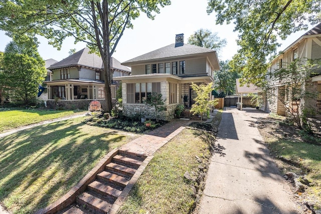 view of front of house with a front yard