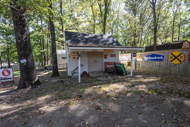 view of outbuilding