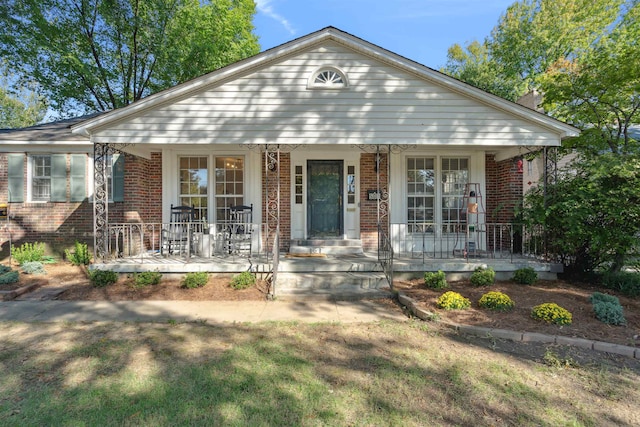 view of front of home featuring a porch