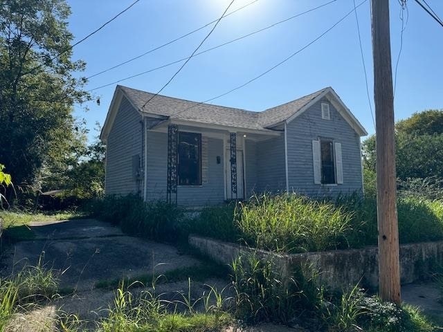 view of front of house