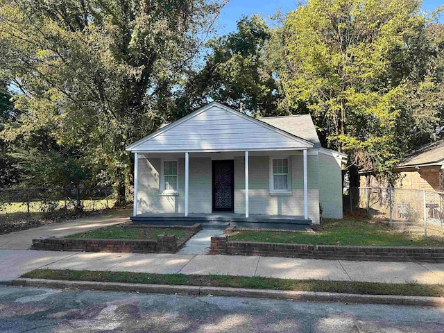 bungalow featuring a porch