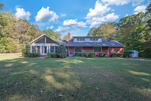 825 Barham Ln, Bolivar, TN 38008 - view of front facade featuring a front yard