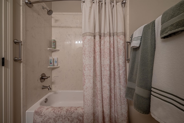 bathroom with shower / tub combo with curtain