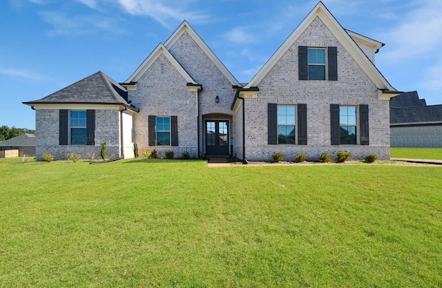 view of front of house with a front yard