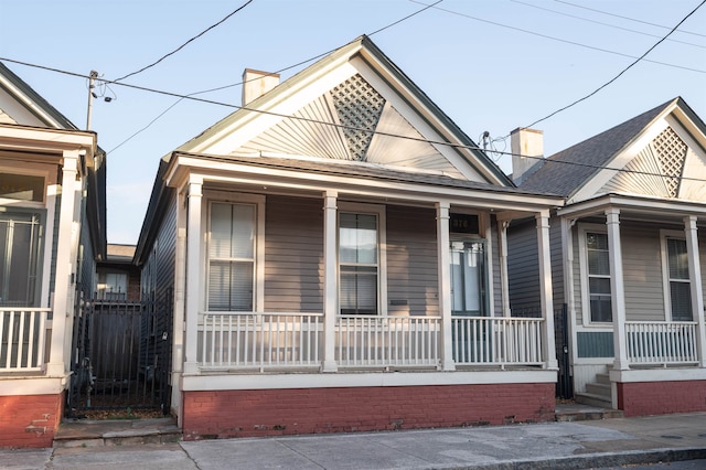 view of front of property with a porch