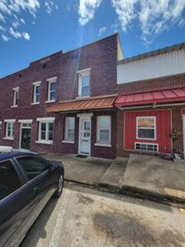 view of townhome / multi-family property