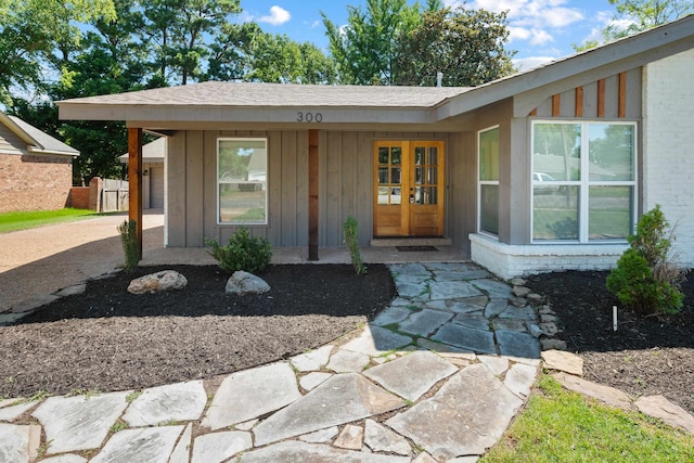 view of property entrance