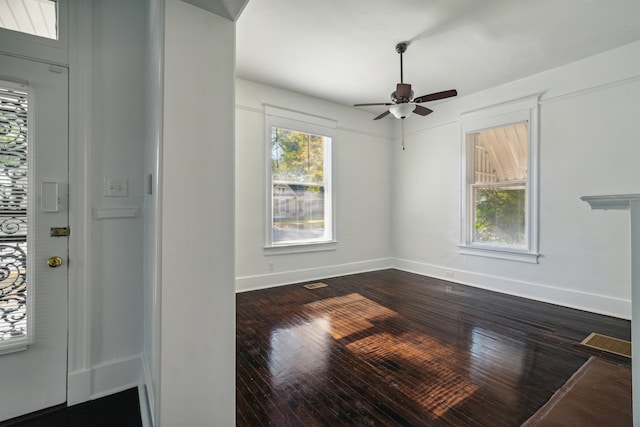 entryway featuring dark hardwood / wood-style floors and ceiling fan