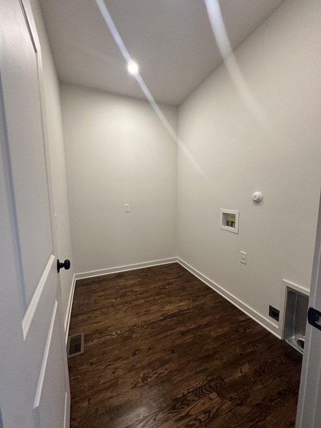 washroom with baseboards, visible vents, washer hookup, laundry area, and dark wood-style floors