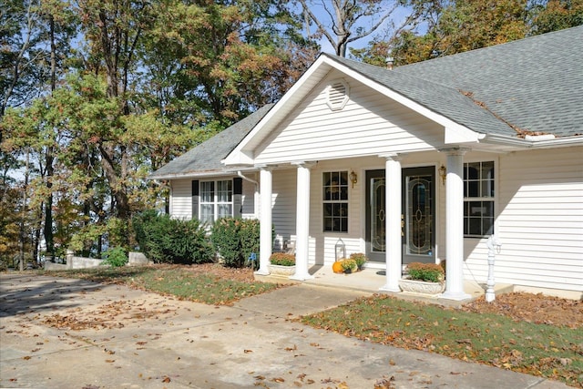 view of front of home featuring covered porch