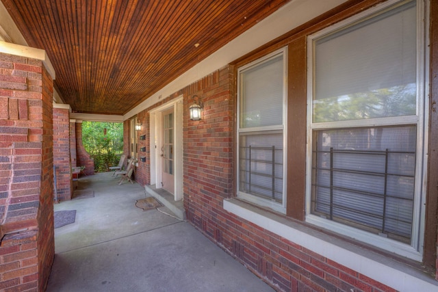 view of patio / terrace featuring covered porch