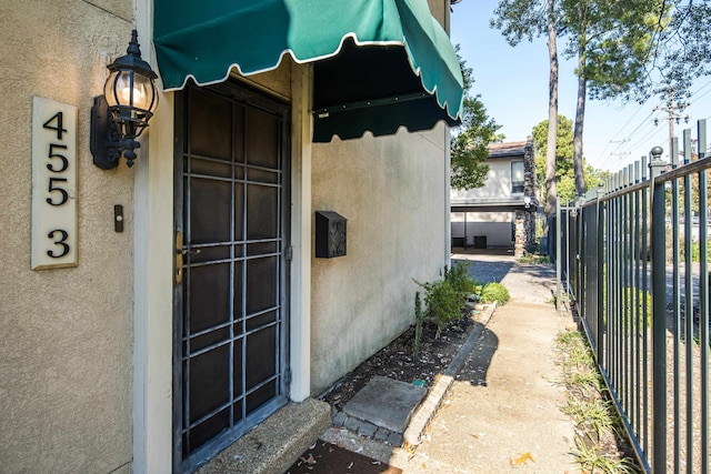 view of entrance to property