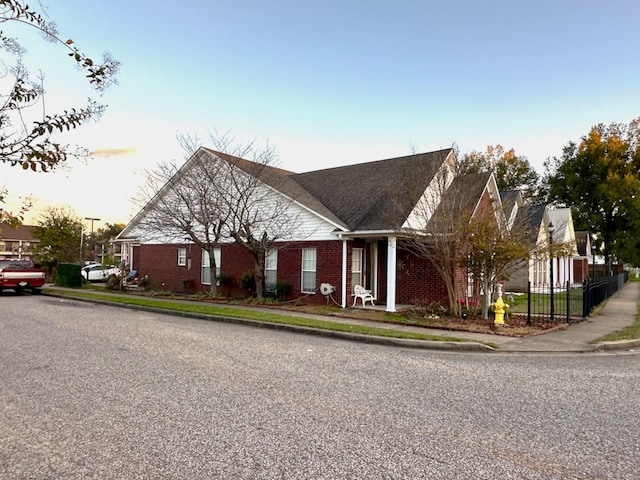 view of front of house