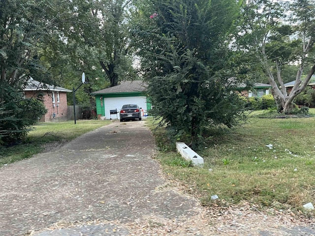 1781 Woodburn Dr, Memphis, TN 38127 - view of garage