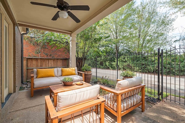 view of patio with ceiling fan