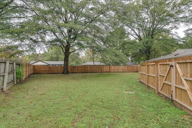 993 Greenview Rd, Collierville, TN 38017 - view of yard