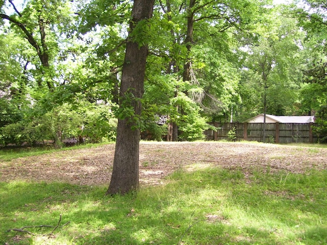 Listing photo 3 for 901 S Perkins Rd, Memphis TN 38117