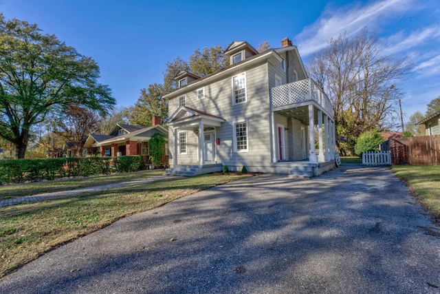 view of front of property