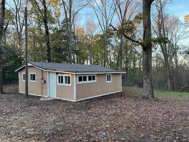 view of outbuilding