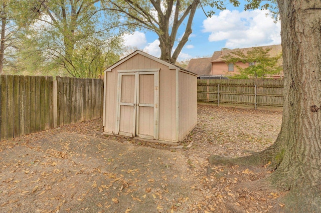 view of outbuilding