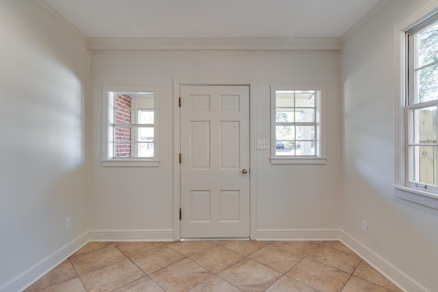 foyer with crown molding