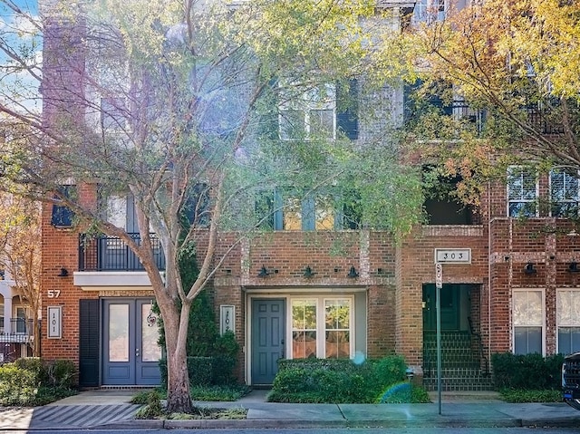 view of townhome / multi-family property