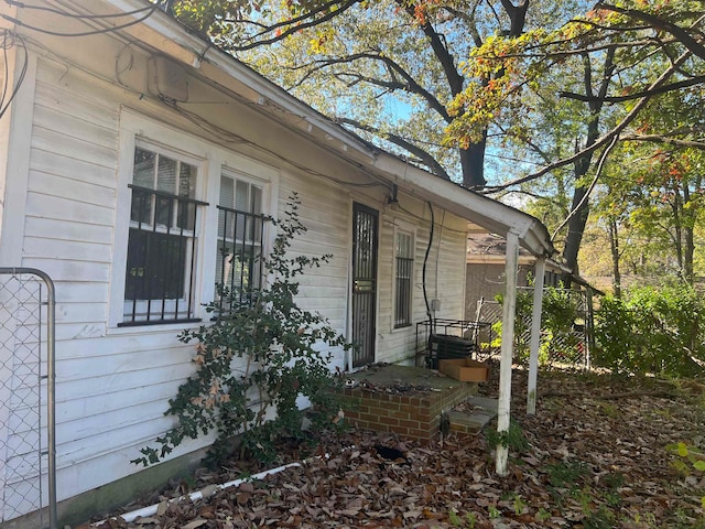 view of home's exterior