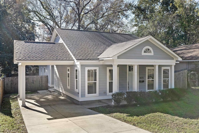 view of front of house featuring covered porch