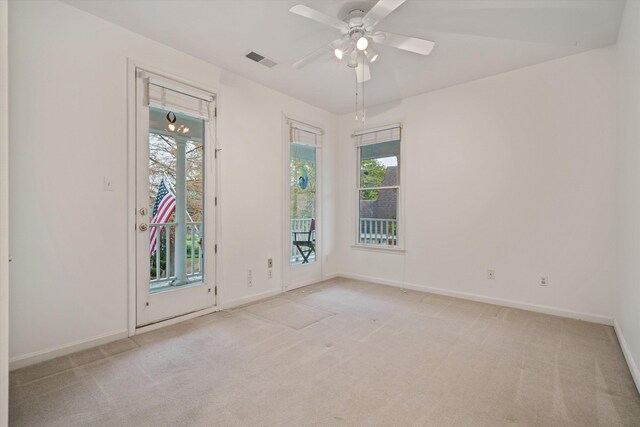 899 Harbor Bend Rd, Memphis, TN 38103 - empty room featuring light colored carpet and ceiling fan