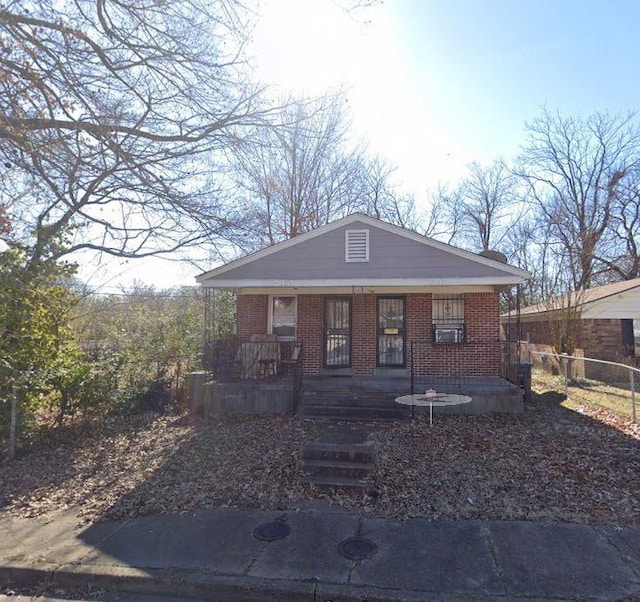 view of front of property with covered porch