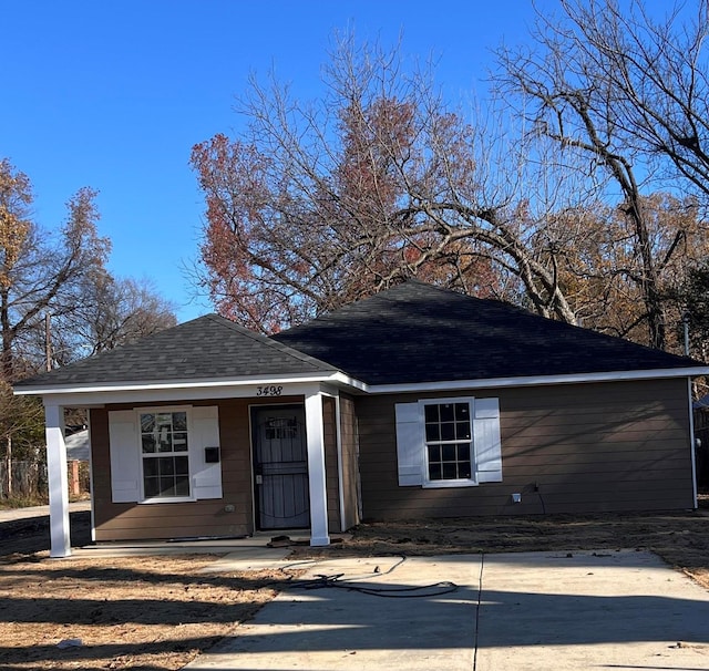 view of front of house